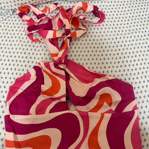 BRAND NEW Zara printed crop halter top - Picture 3 of 5